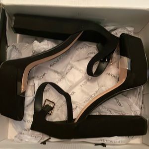 Suede Black high heels!